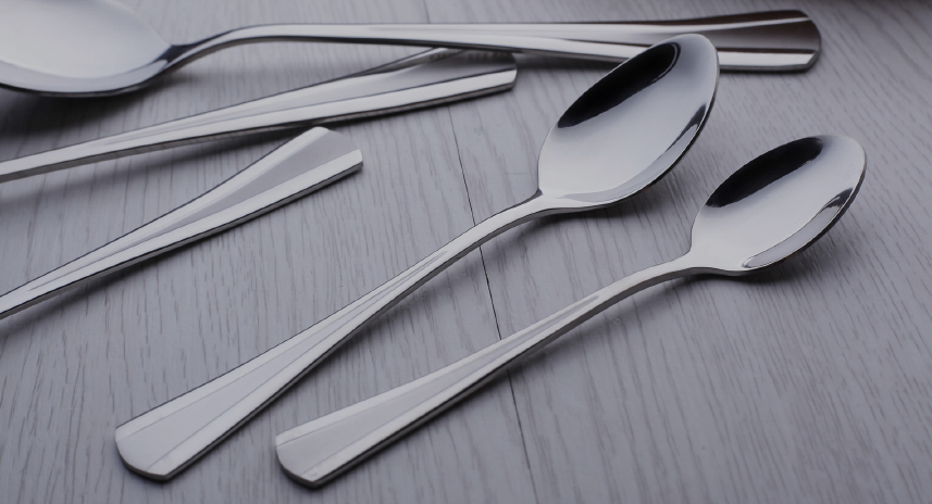 Tableware, kitchenware, lighting fixtures